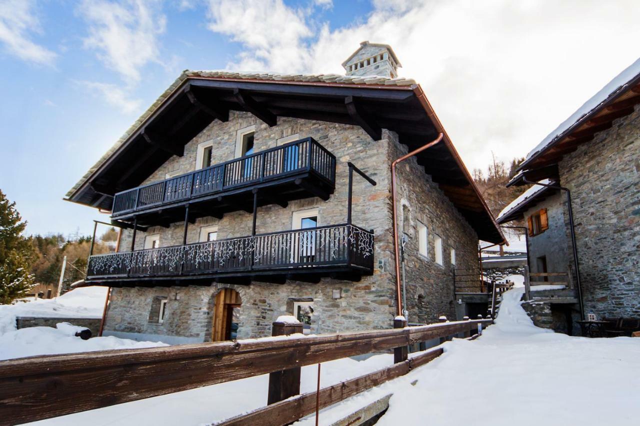 Nellali Villa Gressan Exterior foto